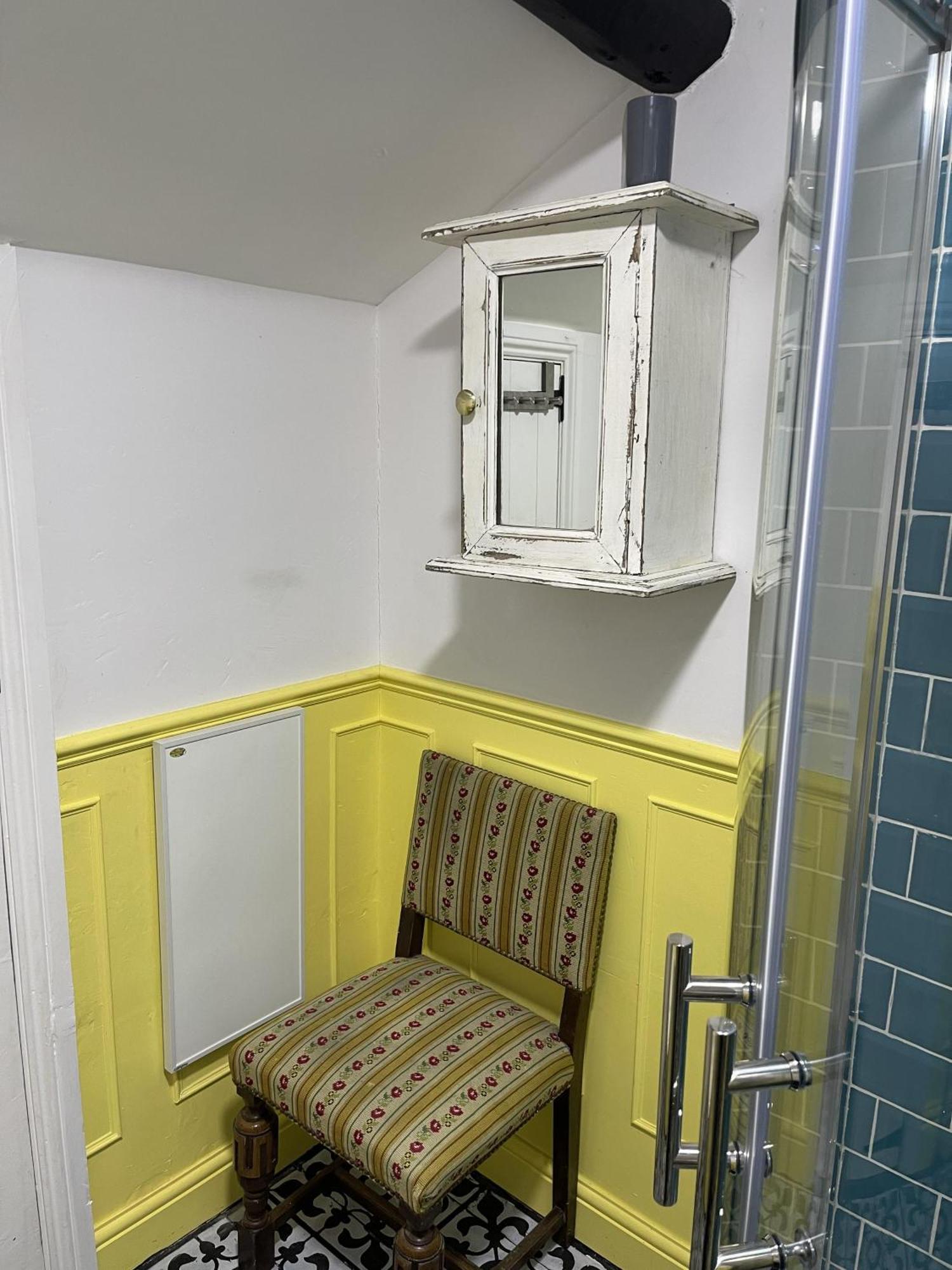 Holiday home Stunning 2-bedroomed